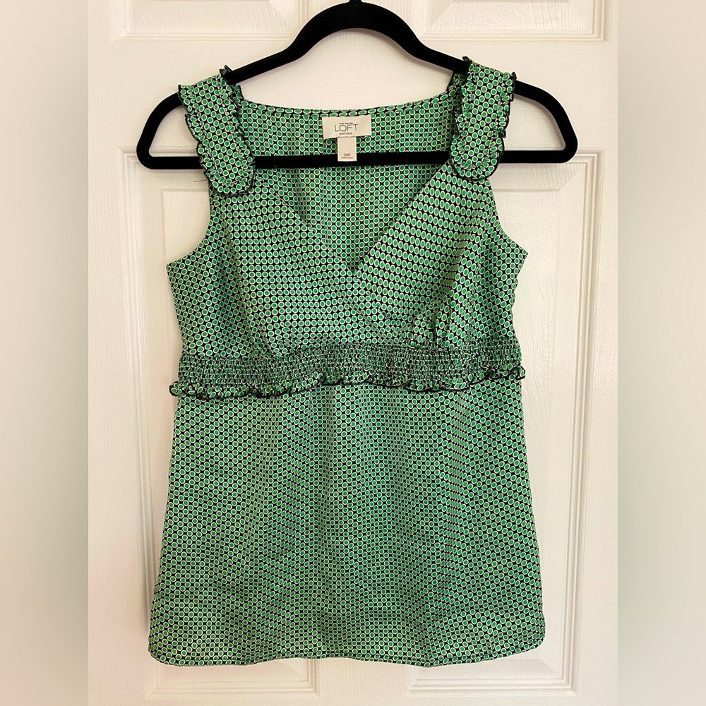 Ann Taylor LOFT Petites Gorgeous Green Satin Sleeveless Blouse